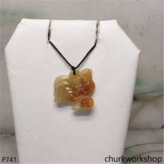 Red jade small rooster pendant
