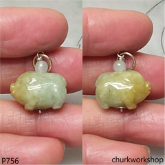 Light green jade pig pendant