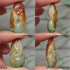 Multi-color jade gourd with bat pendant