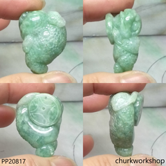 Green lucky toad pendant (蟾蜍)