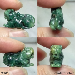 Green jade tiger pendant