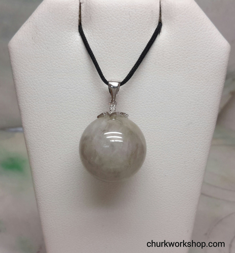 Lavender jade bead pendant