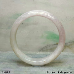 Pale lavender jade bangle
