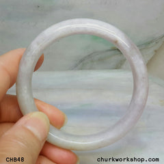 Pale lavender jade bangle