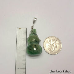 Jade gourd pendant
