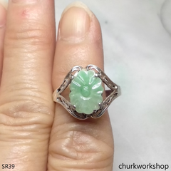 Silver light green flower jade ring