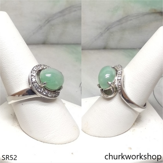 Light green jade ring