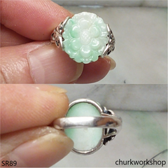 Flower jade ring