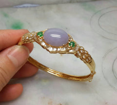 18k yellow gold lavender oval jade bangle