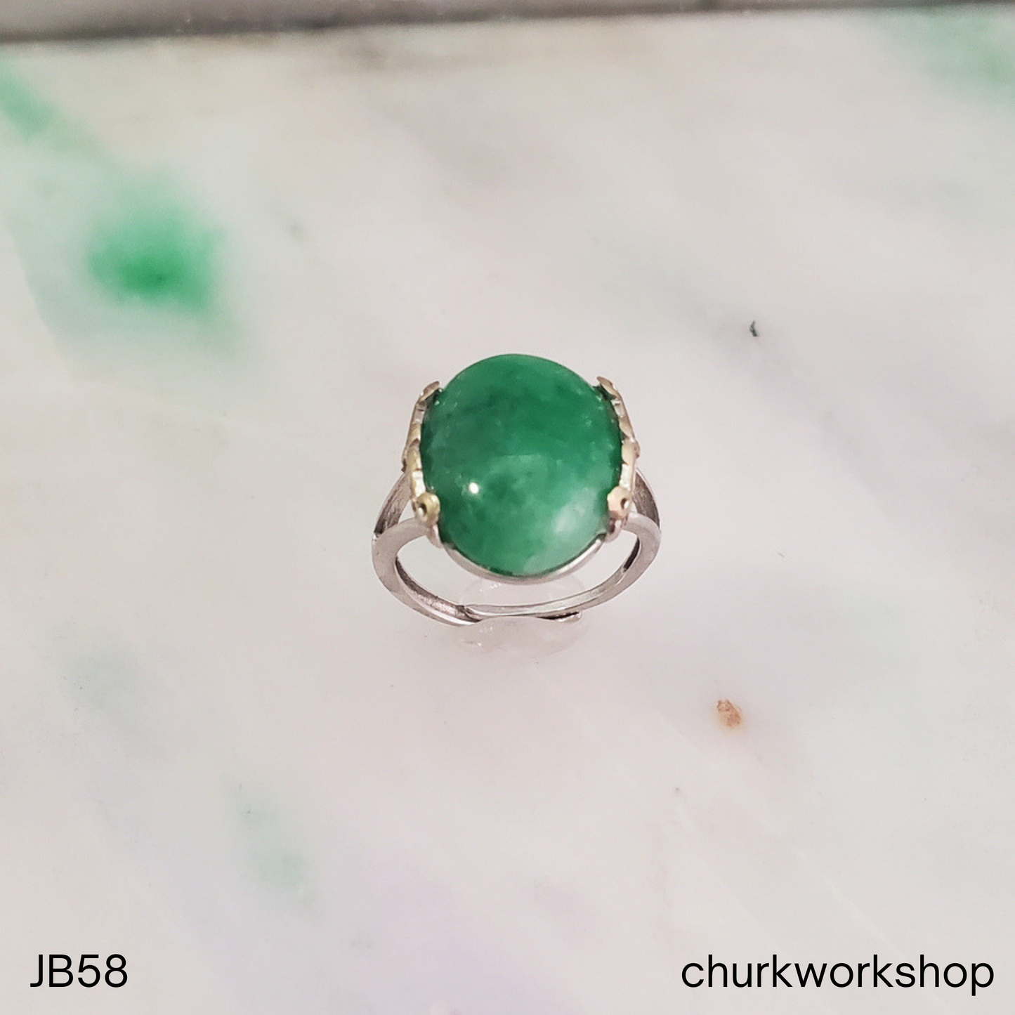 Sterling silver Green jade ring (adjustable size)