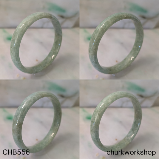 Light green jade bangle