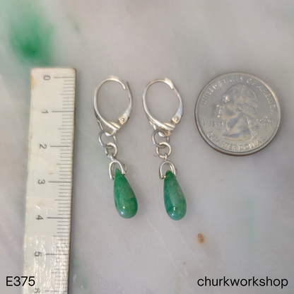 Oily leaf green raindrop jade dangling earrings