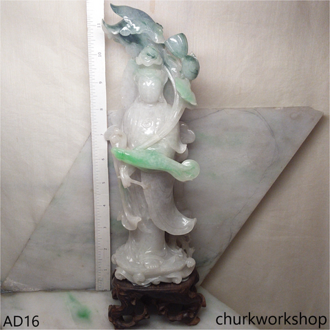 Lady Buddha statue