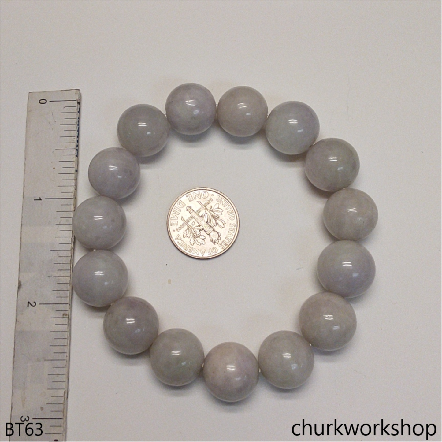 Light lavender beads bracelet
