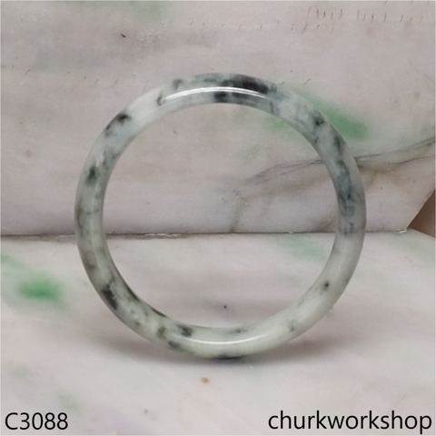 Large light green jade bangle