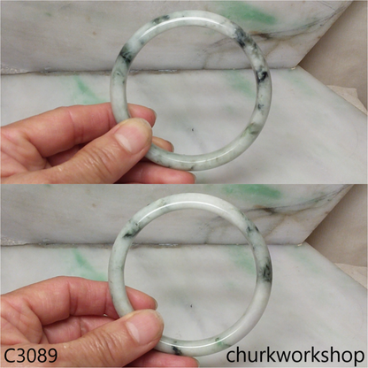 Large light green jade bangle