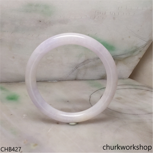 Light lavender jade bangle