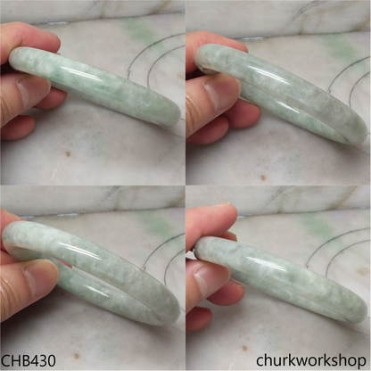 Pea green  jade bangle