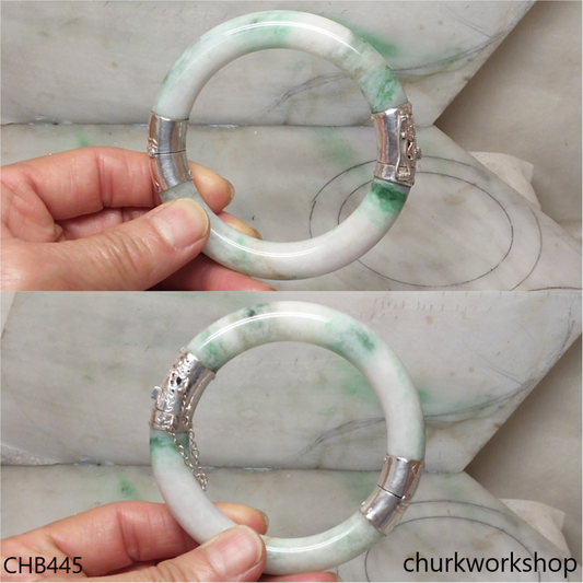 White & green hinges jade bangle