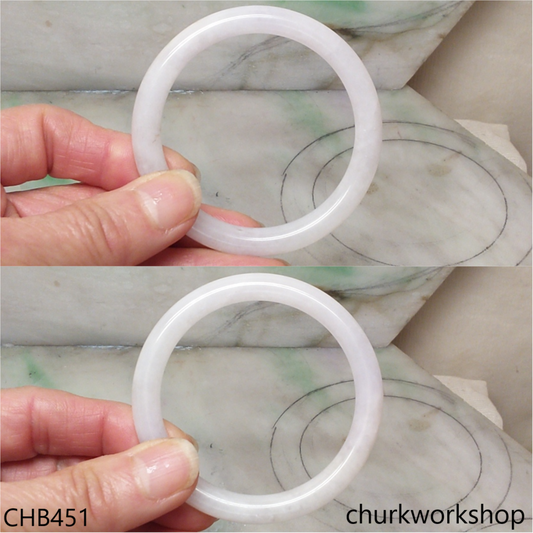 Light lavender jade bangle
