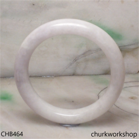 Pale lavender jade bangle
