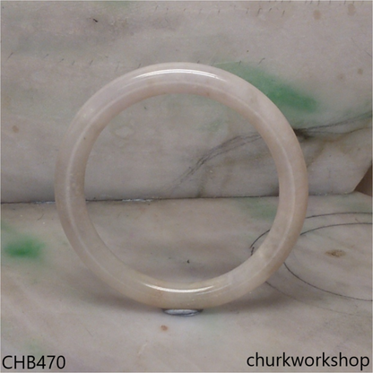 Pale yellowish lavender jade bangle