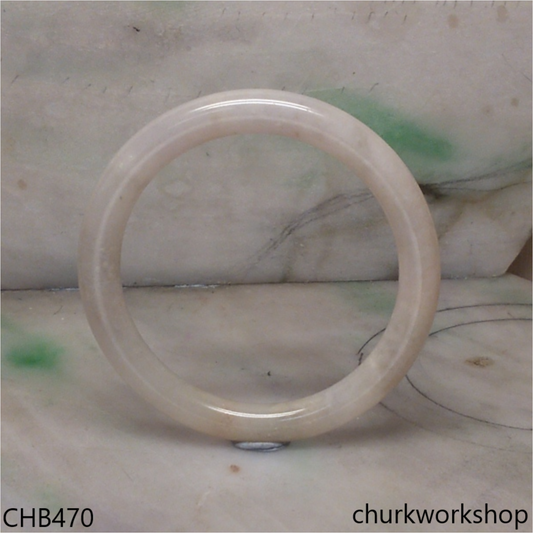 Pale yellowish lavender jade bangle