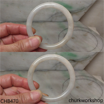 Pale yellowish lavender jade bangle