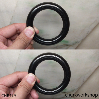 Black jade bangle