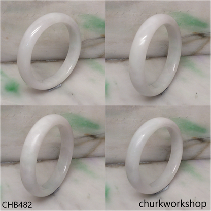 Pale lavender with pale green bangle