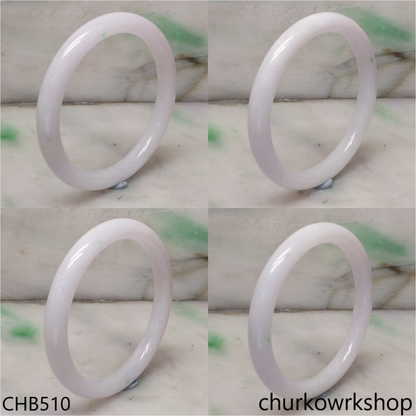 Light lavender jade bangle
