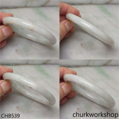 Pale lavender bangle