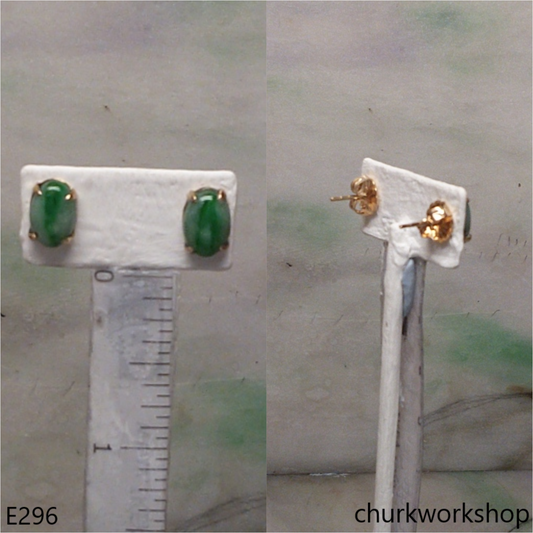 Green jade cabochon 14K ear studs