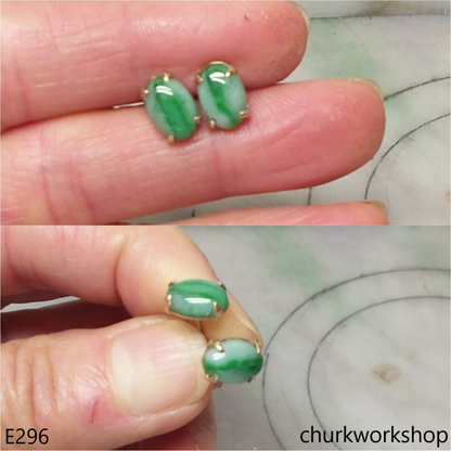 Green jade cabochon 14K ear studs