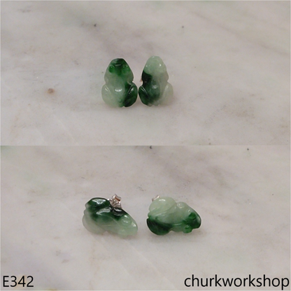 Green jade frog silver ear stud