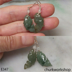 Dangling fishes jade earrings