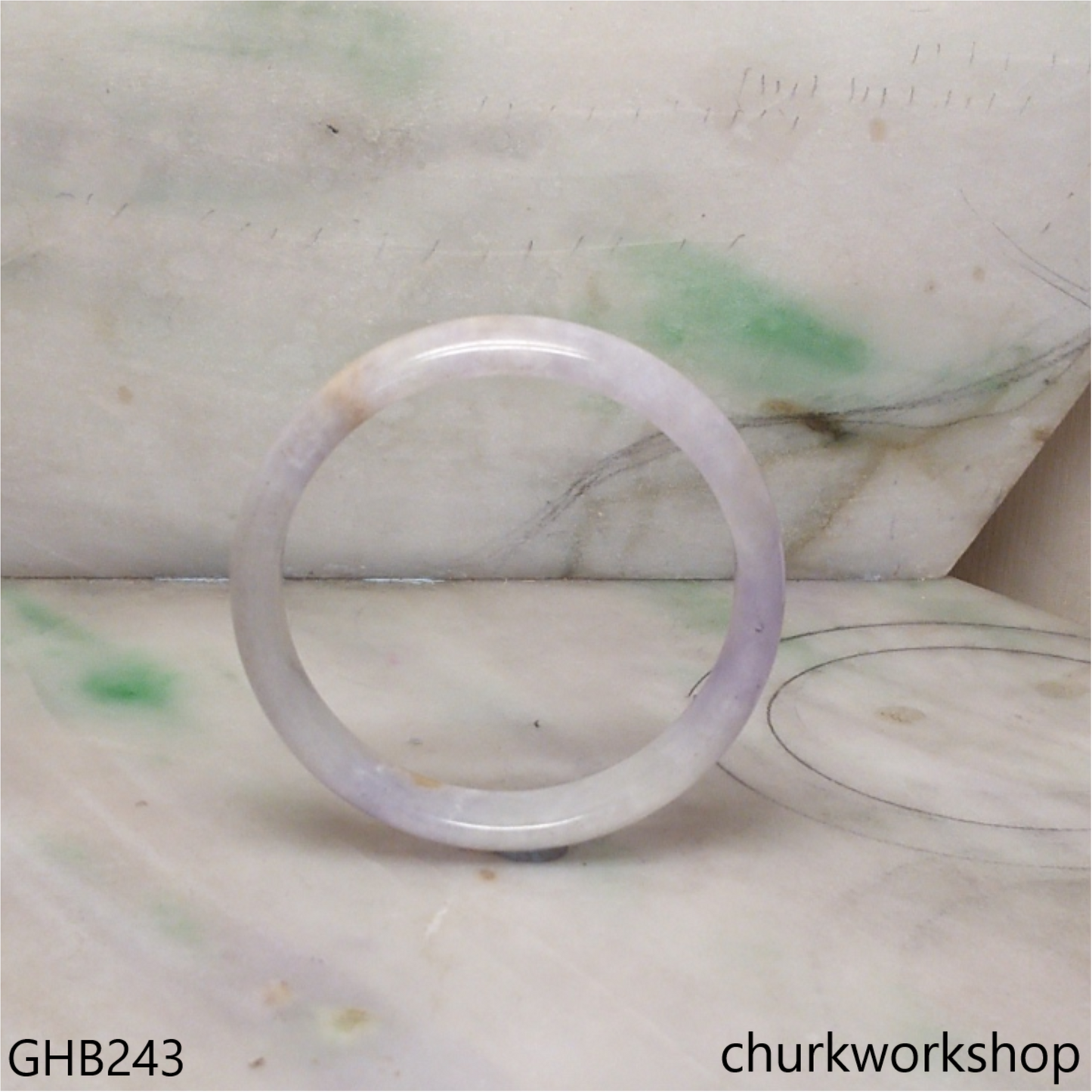 Small lavender jade bangle