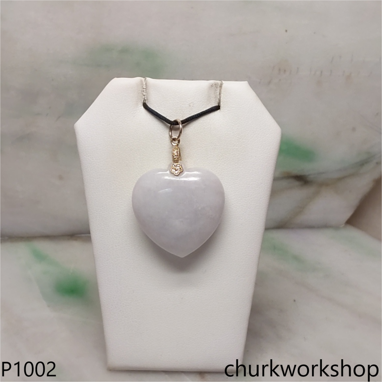 Light lavender jade heart