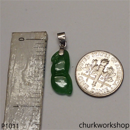 Small green jade bean pendant