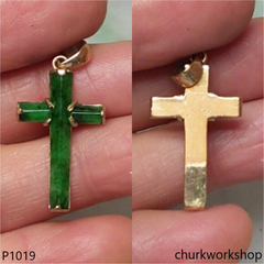 14k small jade cross pendant