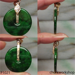 14K gold deep green flat disc pendant