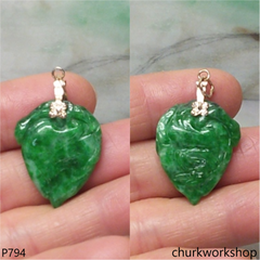 Green jade peach pendant