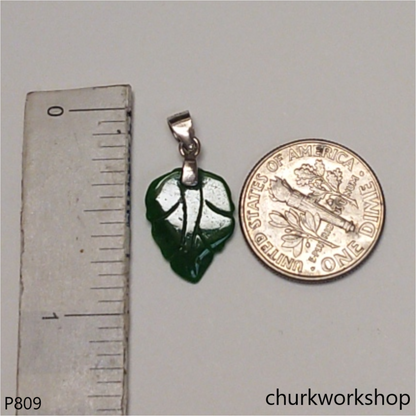 Small green jade leaf pendant
