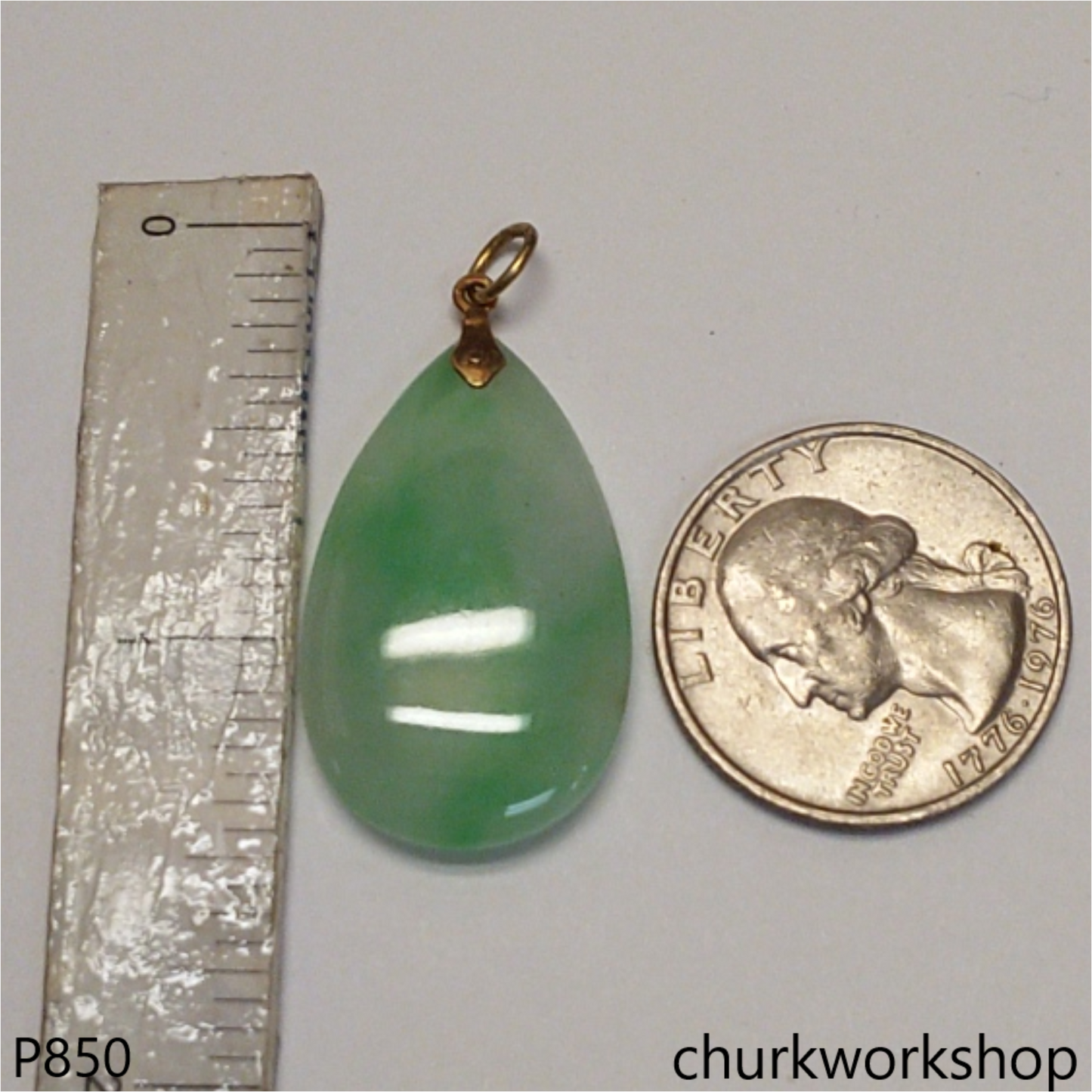 14K yellow gold jade pendant