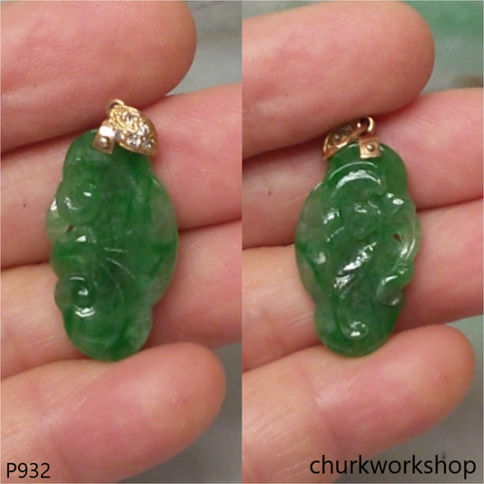 18K Yellow gold jade carving pendant