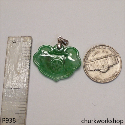 Green jade carving pendant