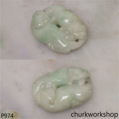 Light green jade double cat pendant