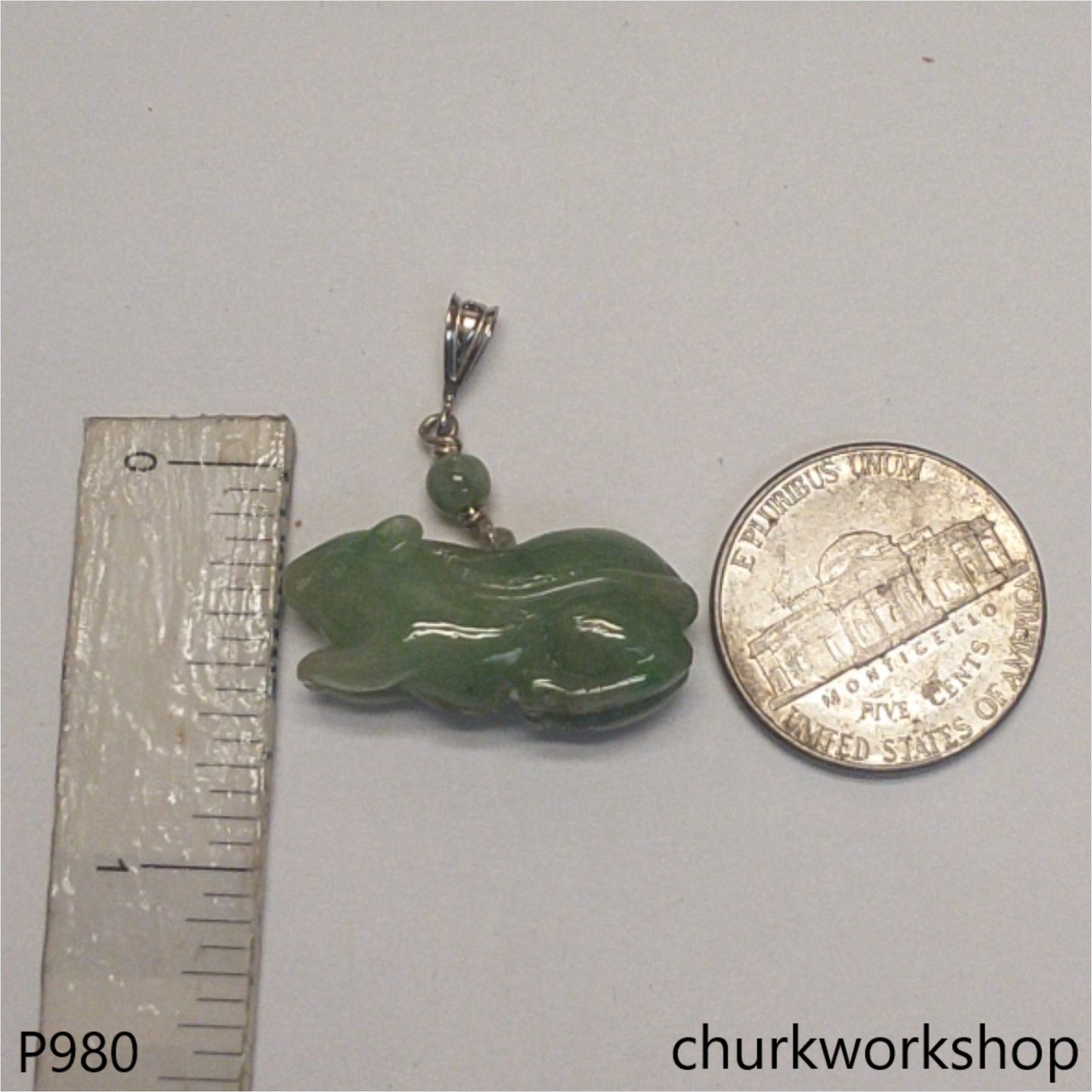 Jade mouse pendant