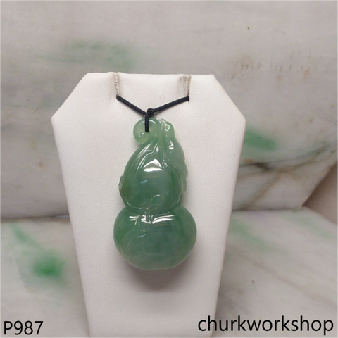Bluish green jade gourd pendant