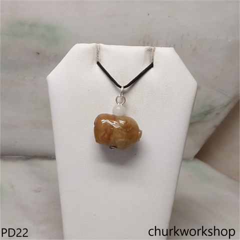 Brownish jade pig pendant